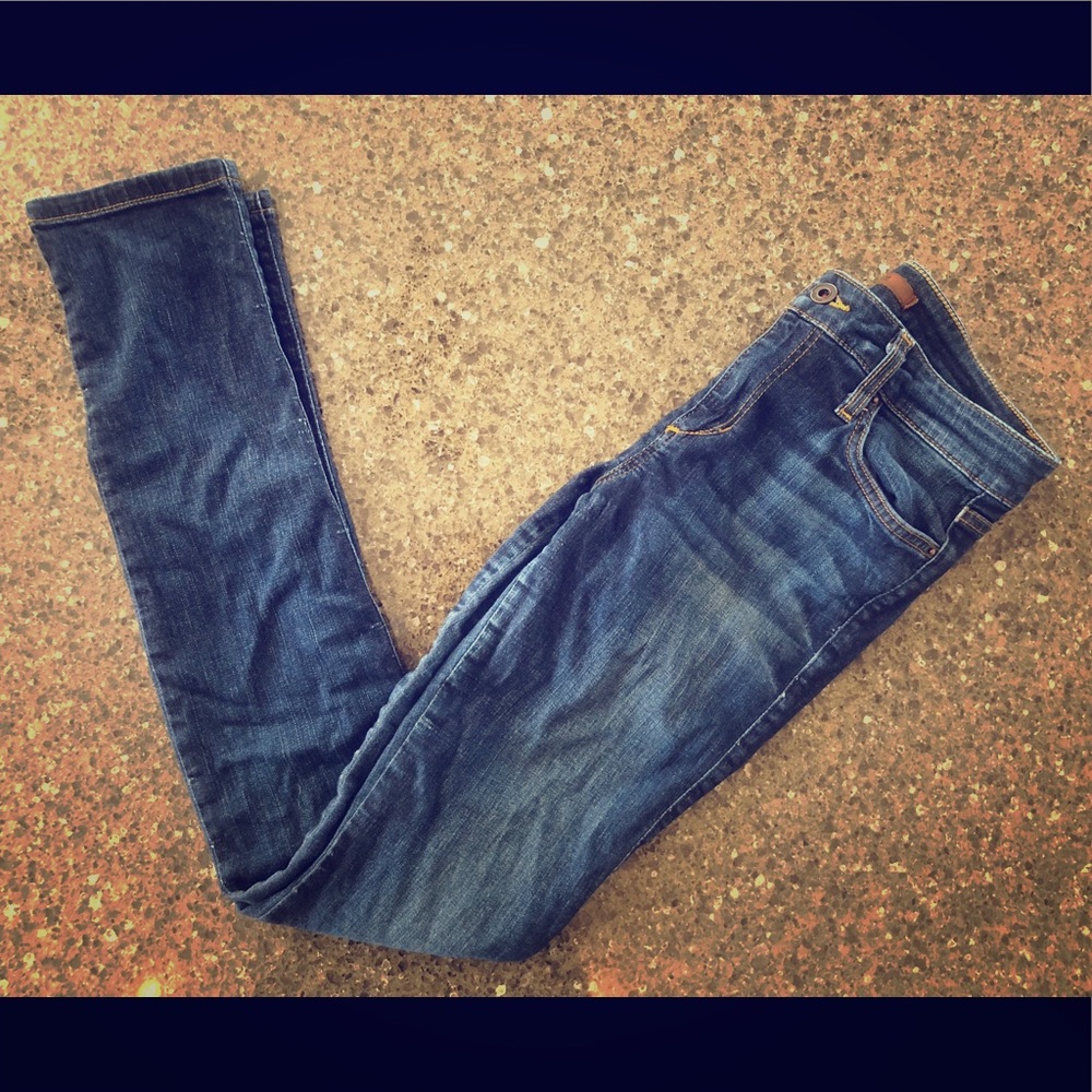Joe’s Jeans Aimi Mid Rise Skinny